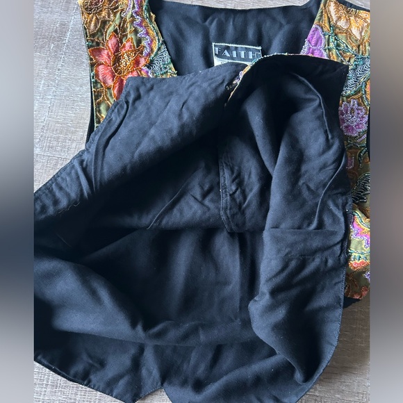 Vintage Y2K Hand Beaded Women’s Floral Vest Small Button Front Fairy Western - Picture 9 of 14